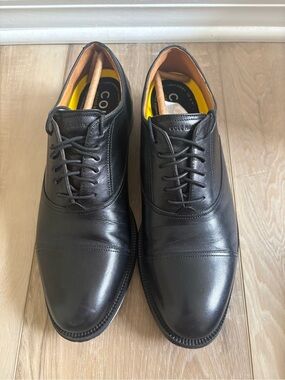 Cole Haan Black Leather Cap-Toe Derby Dress Shoes